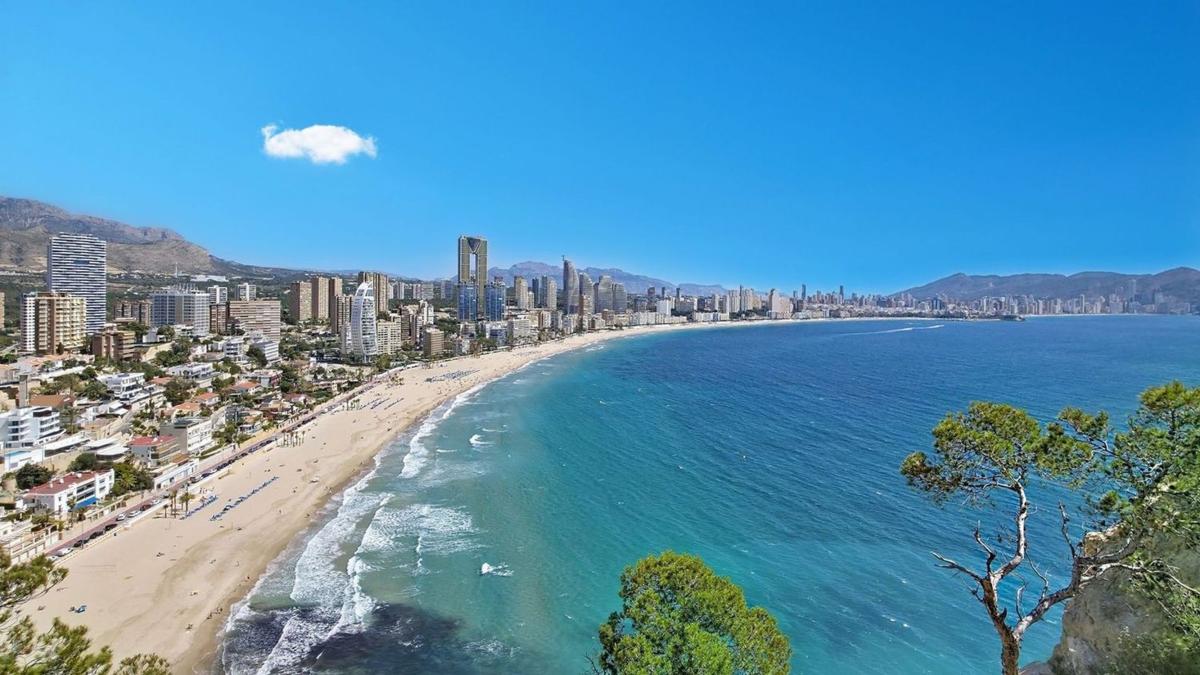 Sale of apartment in Piso en Playa de Poniente, Benidorm, Benidorm
photo 1
