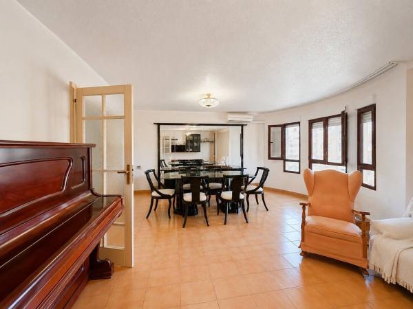 Venta de piso en Piso en Altozano, Alicante / Alacant, Alicante / Alacant
thumbnail 2