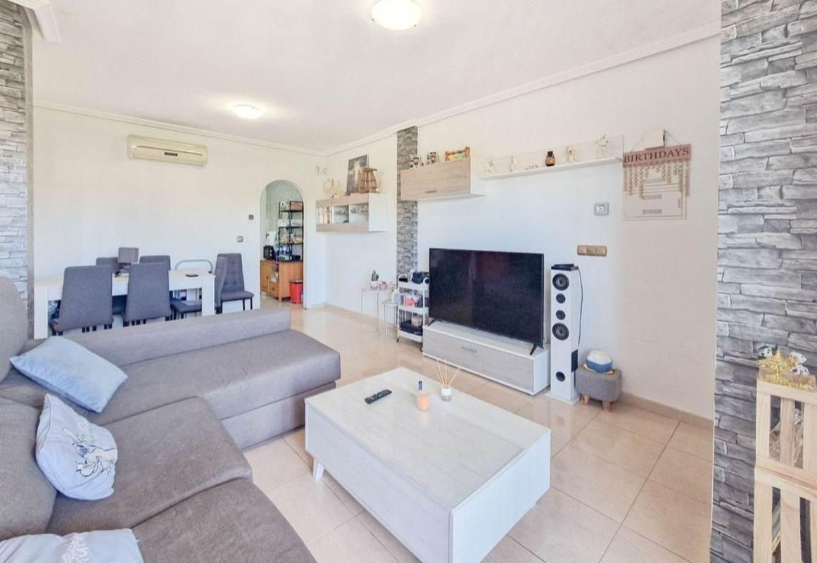 Venta de piso en Piso en Calle Castillo del Rio, Lomas de Don Juan, Orihuela, Orihuela
photo 1