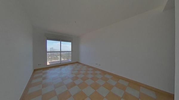 Venta de piso en Piso en Calle Presidente Adolfo Suárez, Pueblo Poniente, Benidorm, Benidorm
thumbnail 2
