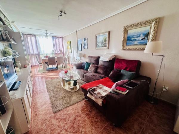 Sale of flat in Piso en Calle Doctor Server, Playa de Poniente, Benidorm, Benidorm
 photo 1
