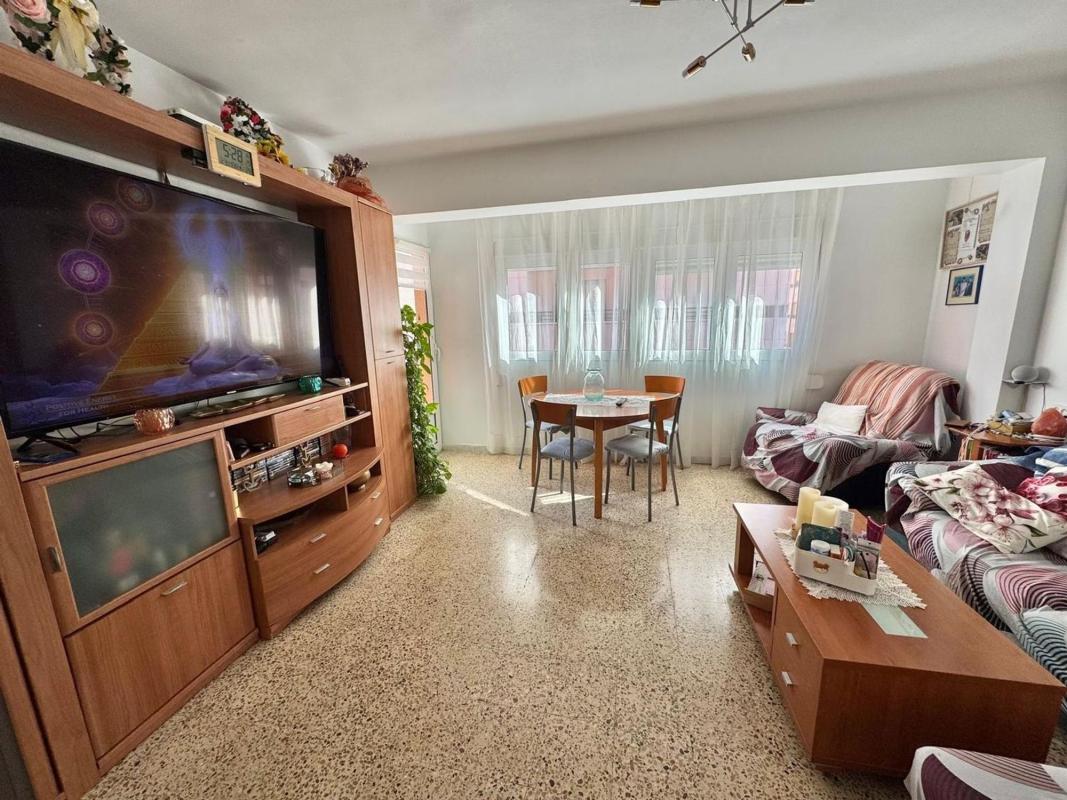 Venta de piso en Piso en Calle del Marqués de Comillas, Centro Urbano, Benidorm, Benidorm
photo 1