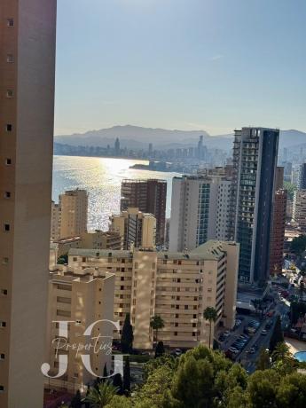 Sprzedaż mieszkania w Piso en Calle Sierra Dorada, 3, Zona Sierra Helada, Benidorm, Benidorm
photo 1