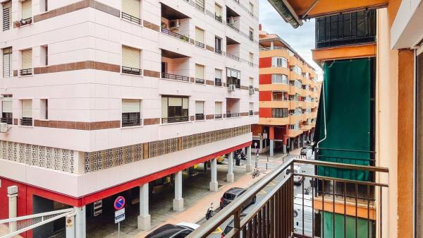 Venta de piso en Piso en Centro Urbano, Benidorm, Benidorm
 photo 1