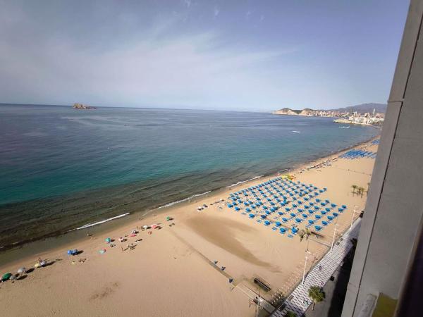 Sprzedaż mieszkania w Piso en Playa de Levante, Benidorm, Benidorm
 photo 1