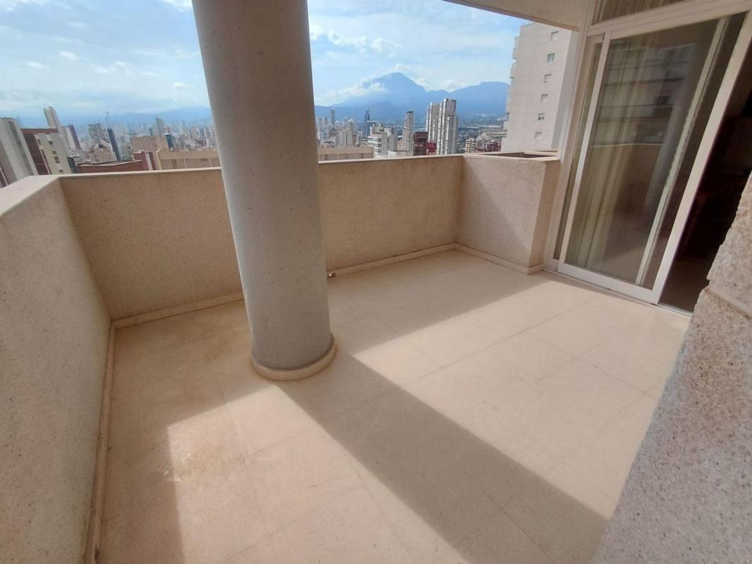 Sale of apartment in Piso en Avenida de Montecarlo s/n, Zona Sierra Helada, Benidorm, Benidorm
photo 4