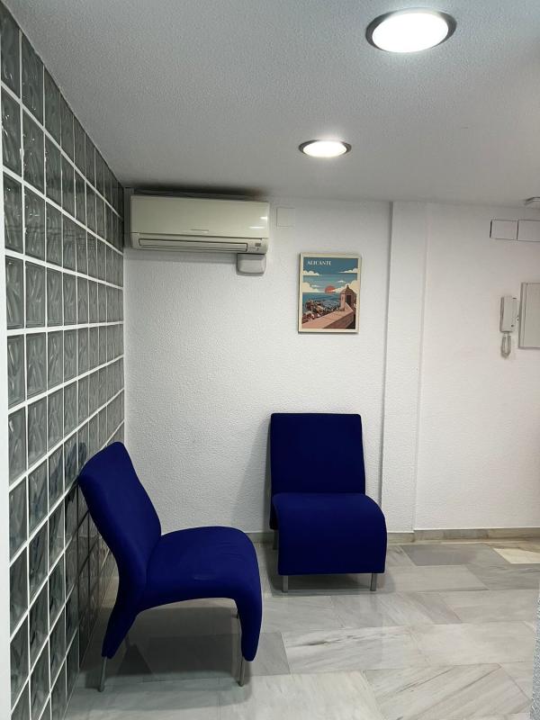 Venta de piso en Piso en Calle de La Rioja, 8, Centro Urbano, Benidorm, Benidorm
photo 2
