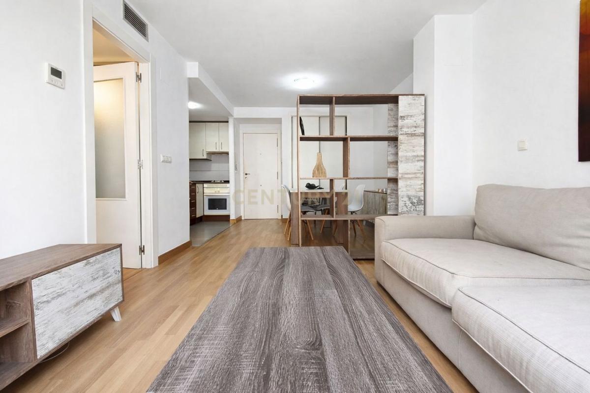 Venta de piso en Piso en Calle de Sant Vicent, 3, Puerto, Benidorm, Benidorm
photo 2