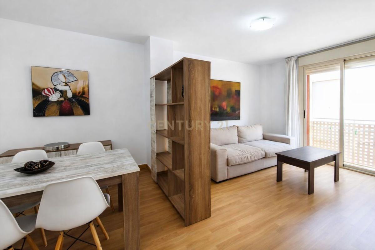 Venta de piso en Piso en Calle de Sant Vicent, 3, Puerto, Benidorm, Benidorm
photo 3