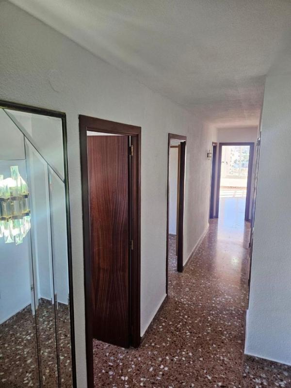Venta de piso en Piso en Calle Derramador, Zona Rincón Bajo, Benidorm, Benidorm
photo 5