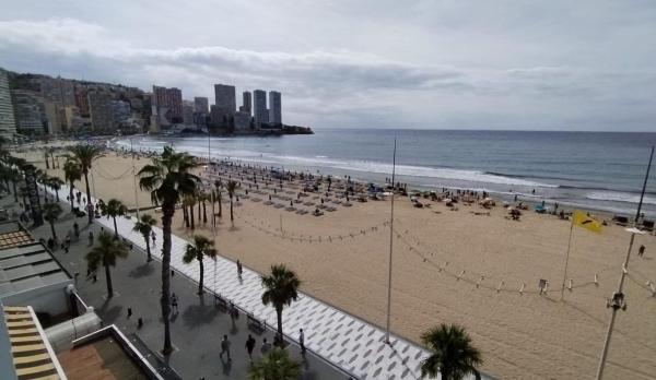 Sprzedaż mieszkania w Piso en Playa de Levante, Benidorm, Benidorm
 photo 3