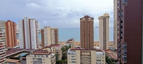 Sprzedaż mieszkania w Piso en Playa de Levante, Benidorm, Benidorm
 photo 1