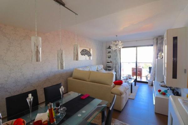 Venta de piso en Piso en Calle de Alcalá, Pueblo Poniente, Benidorm, Benidorm
 photo 1