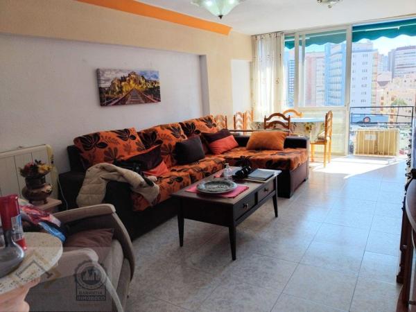 Sprzedaż mieszkania w Piso en Calle de Finestrat, Pueblo Levante, Benidorm, Benidorm
 photo 1