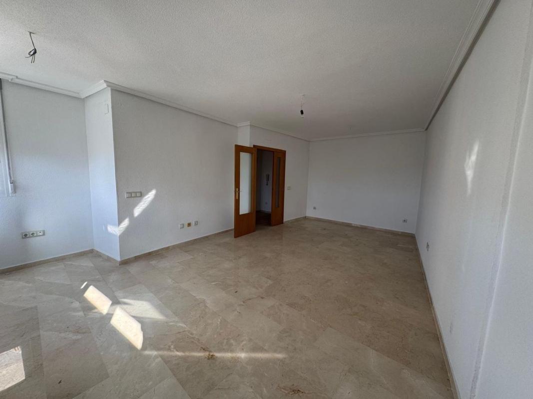 Sprzedaż mieszkania w Piso en Avenida del Municipi, 10, Pueblo Levante, Benidorm, Benidorm
photo 2