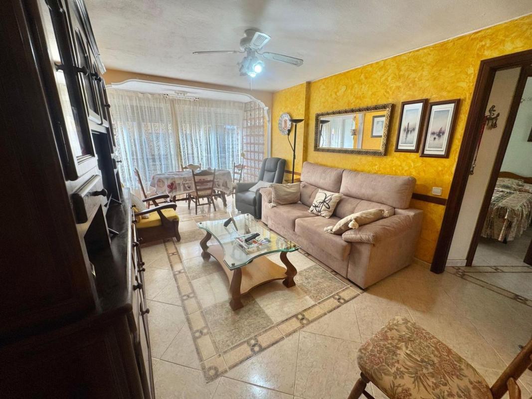 Venta de piso en Piso en Calle de Londres, Zona Sierra Helada, Benidorm, Benidorm
photo 1