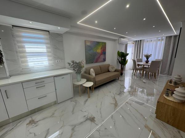 Venta de piso en Piso en Avenida Juan Fuster Zaragoza, Zona Rincón Bajo, Benidorm, Benidorm
thumbnail 1