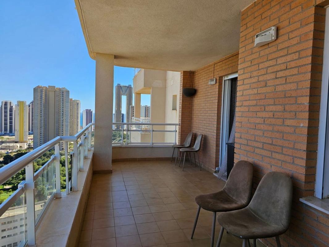 Sprzedaż mieszkania w Piso en Calle Presidente Adolfo Suárez, 21, Pueblo Poniente, Benidorm, Benidorm
photo 2