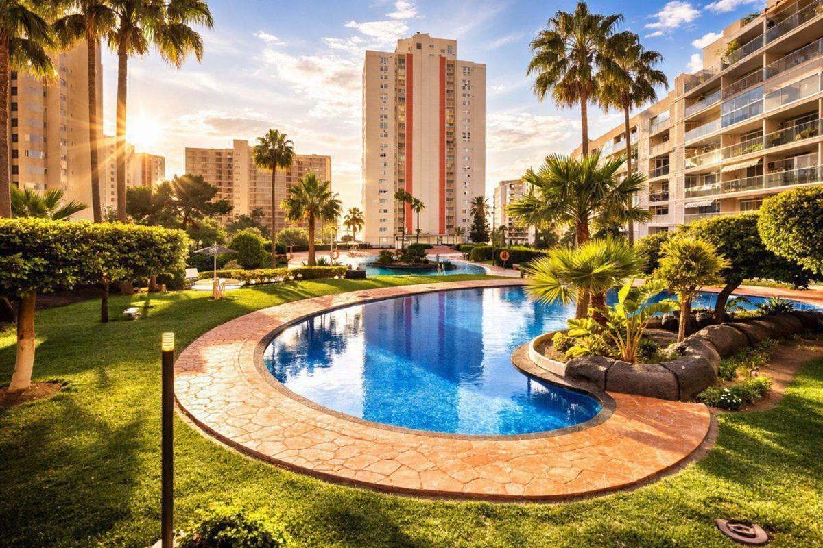 Venta de piso en Piso en Zona Sierra Helada, Benidorm, Benidorm
photo 1