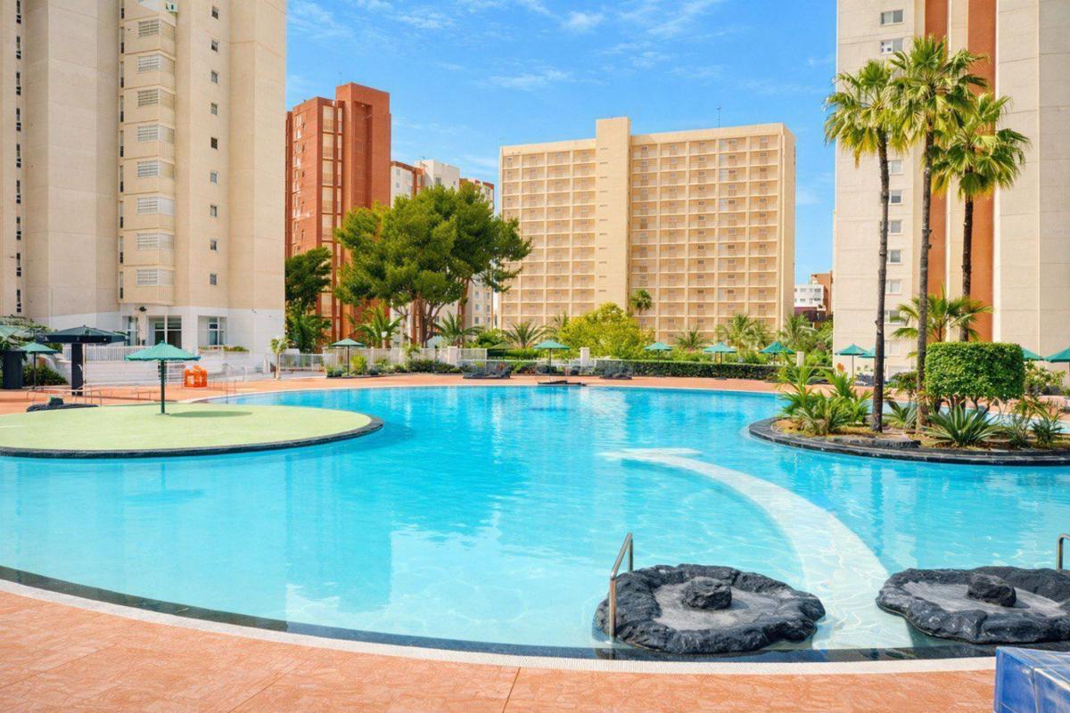Venta de piso en Piso en Zona Sierra Helada, Benidorm, Benidorm
photo 2