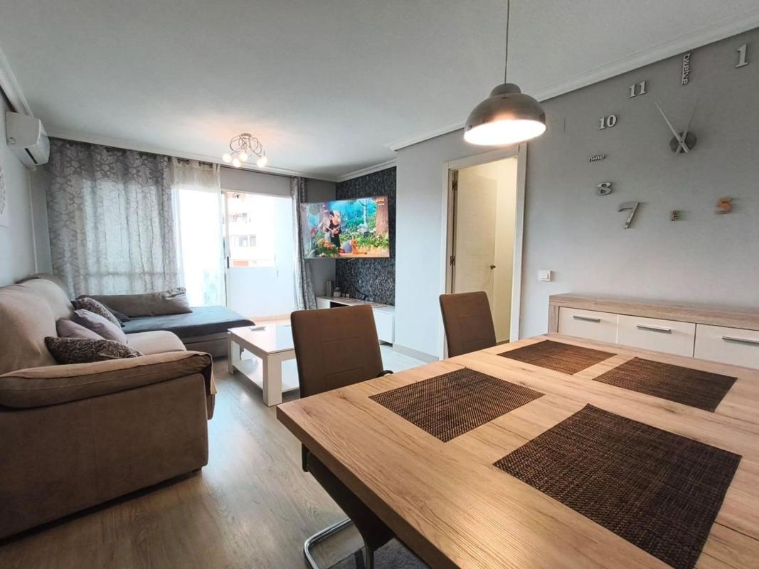 Продажа квартиры на Piso en Playa de Poniente, Benidorm, Бенидорм
photo 1
