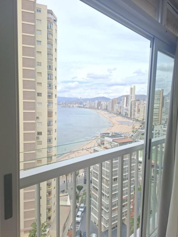 Venta de piso en Piso en Zona Sierra Helada, Benidorm, Benidorm
photo 1