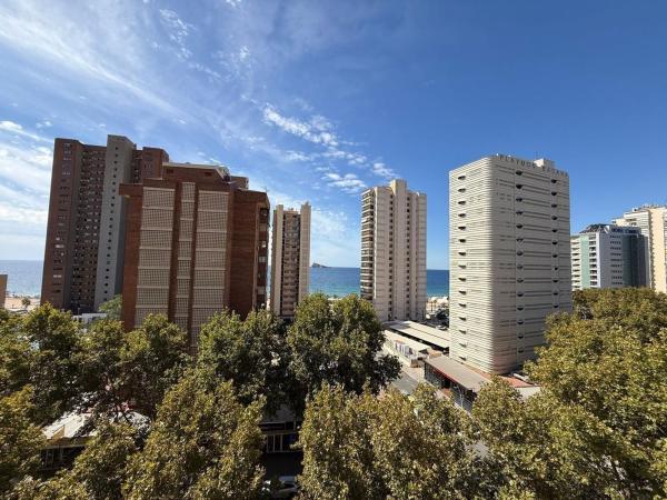 Sprzedaż mieszkania w Piso en Avenida del Mediterráneo, Playa de Levante, Benidorm, Benidorm
 photo 2