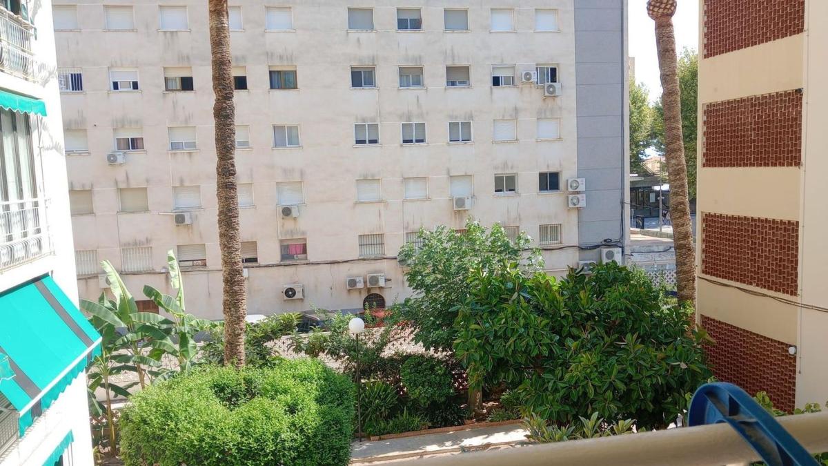 Sprzedaż mieszkania w Piso en Playa de Levante, Benidorm, Benidorm
photo 2