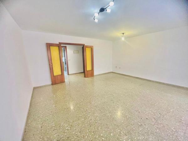 Venta de piso en Piso en Pasaje de Santa Rita de Casia, Centro Urbano, Benidorm, Benidorm
 photo 3
