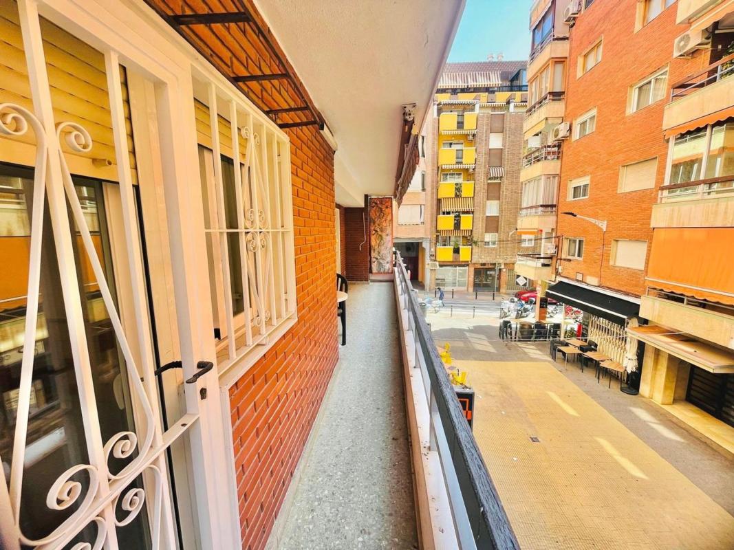 Venta de piso en Piso en Pasaje de Santa Rita de Casia, Centro Urbano, Benidorm, Benidorm
photo 4