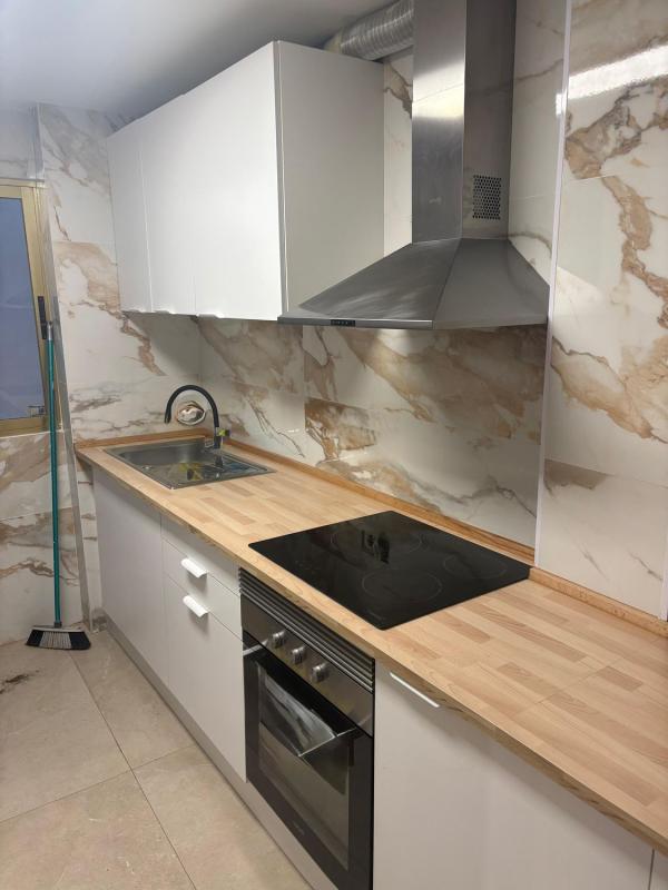 Продажа квартиры на Piso en Alicante s/n, Pueblo Levante, Benidorm, Бенидорм
photo 1