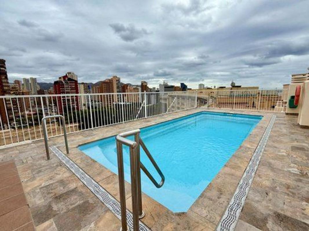 Venta de piso en Piso en Avenida L'Aigüera, Centro Urbano, Benidorm, Benidorm
photo 1