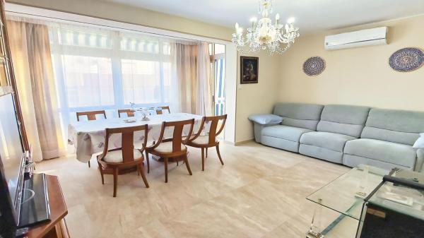 Venta de piso en Piso en Calle de Roldán, Centro Urbano, Benidorm, Benidorm
photo 1