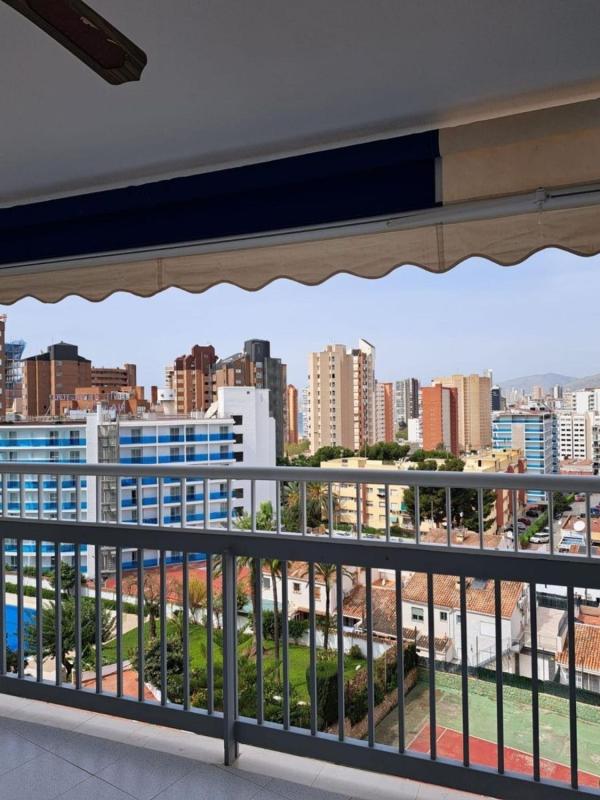 Venta de piso en Piso en Calle de Londres, Zona Sierra Helada, Benidorm, Benidorm
 photo 4