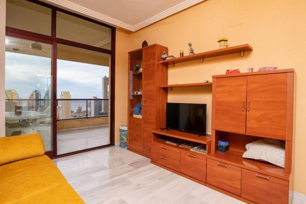 Venta de piso en Piso en Calle Presidente Adolfo Suárez, Pueblo Poniente, Benidorm, Benidorm
 photo 2