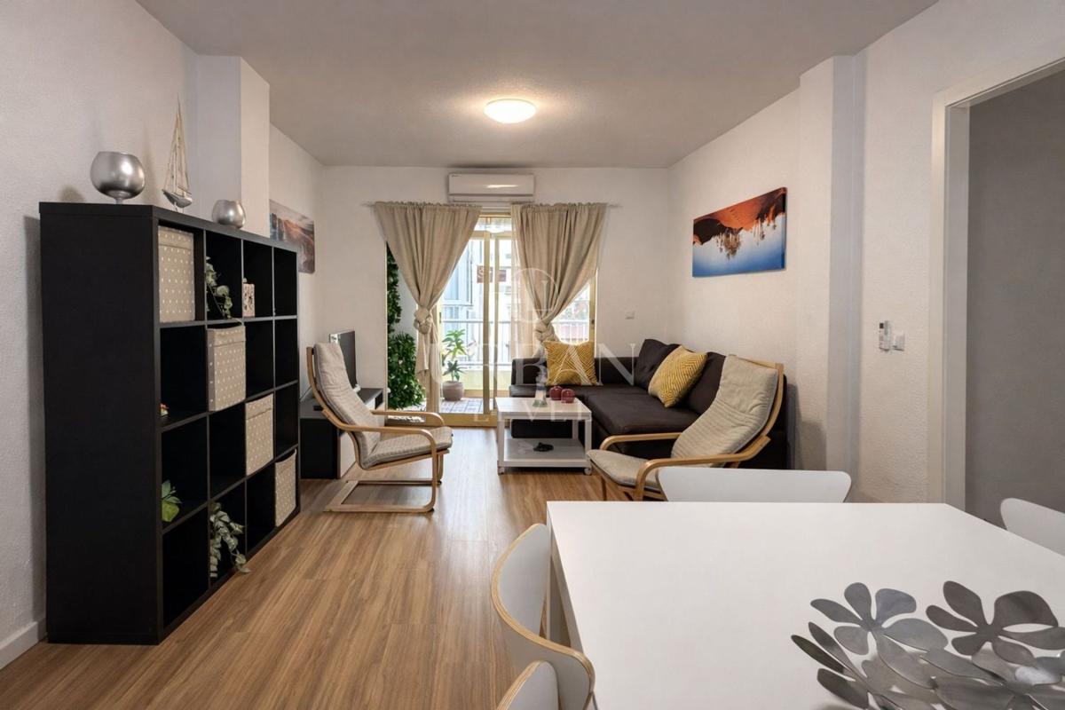Sale of apartment in Piso en Centro Urbano, Benidorm, Benidorm
photo 2