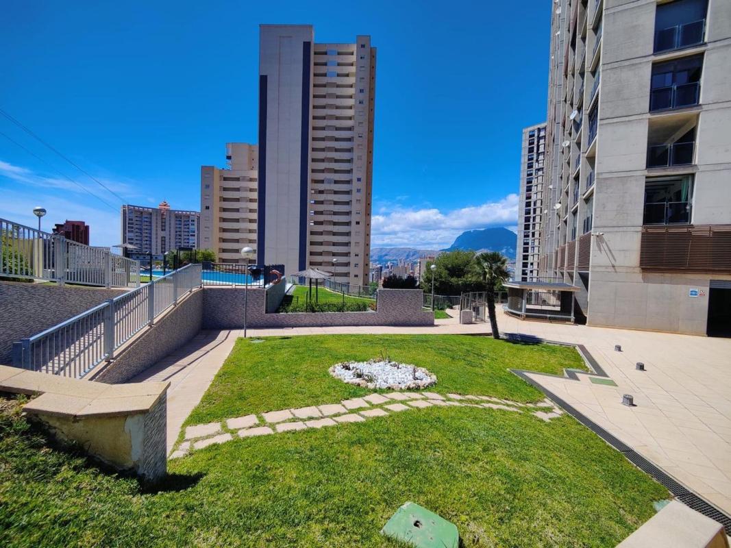 Venta de piso en Piso en Calle Sierra Dorada, 3, Zona Sierra Helada, Benidorm, Benidorm
 photo 2