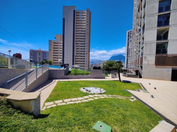Venta de piso en Piso en Calle Sierra Dorada, 3, Zona Sierra Helada, Benidorm, Benidorm
thumbnail 1