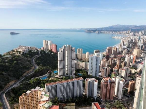 Venta de piso en Piso en Calle de Bonn, Zona Sierra Helada, Benidorm, Benidorm
photo 1