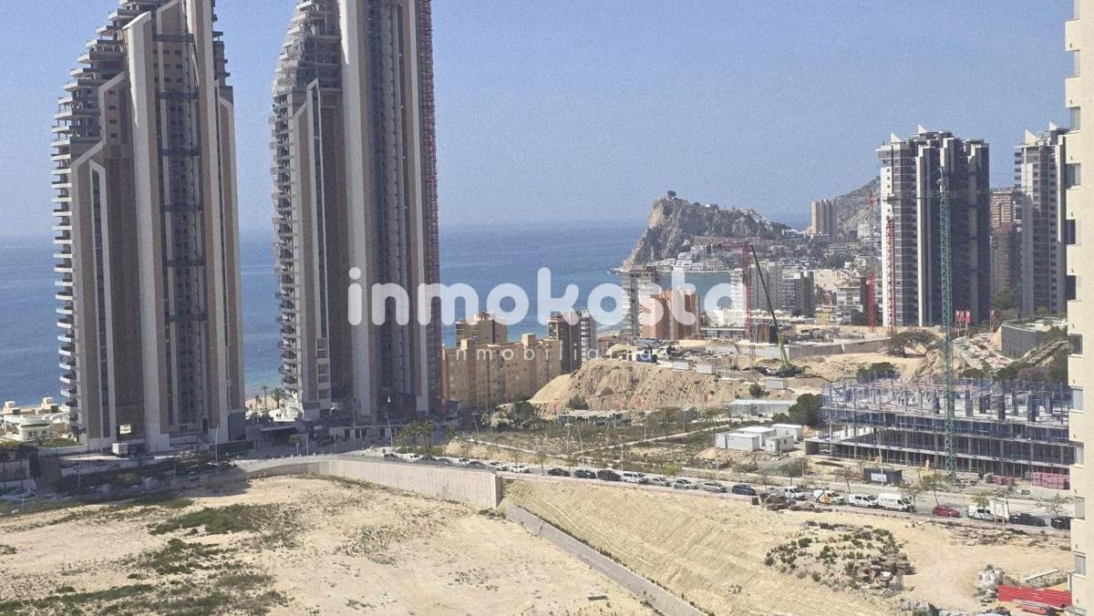 Venta de piso en Piso en Calle Presidente Adolfo Suárez, Pueblo Poniente, Benidorm, Benidorm
photo 2