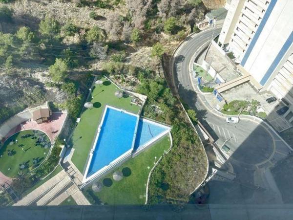 Venta de piso en Piso en Calle Sierra Dorada, Zona Sierra Helada, Benidorm, Benidorm
photo 1