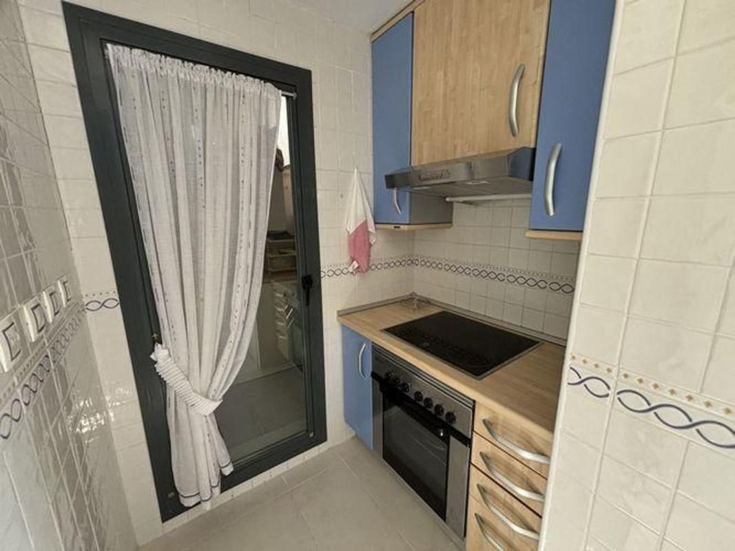 Venta de piso en Piso en Calle Sierra Dorada, Zona Sierra Helada, Benidorm, Benidorm
 photo 3