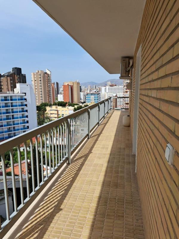 Venta de piso en Piso en Calle de Londres, Zona Sierra Helada, Benidorm, Benidorm
 photo 4