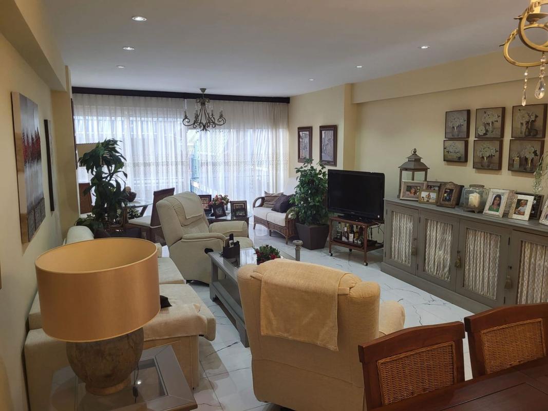 Venta de piso en Piso en Avenida de Ruzafa, 2, Centro Urbano, Benidorm, Benidorm
photo 1