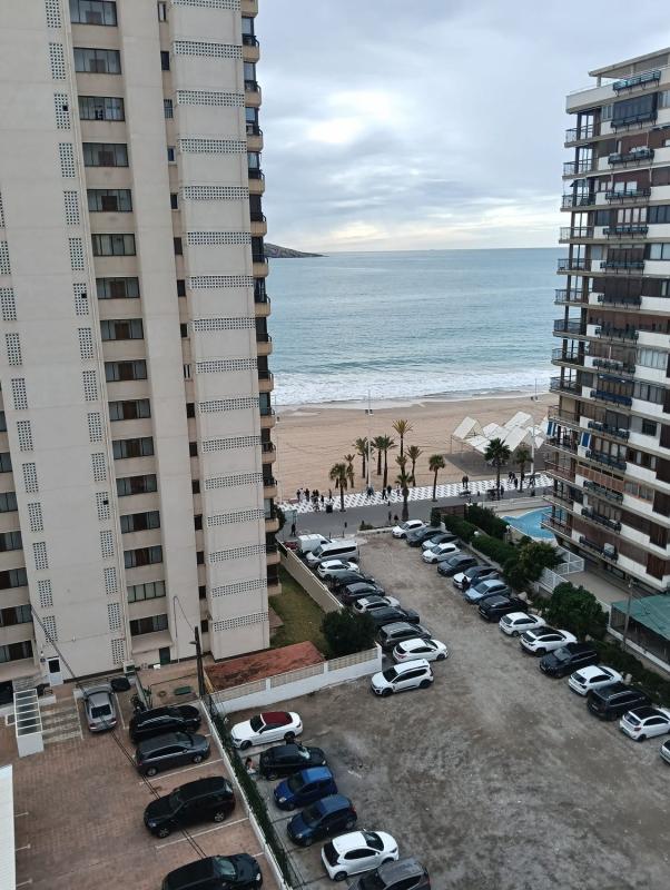 Sprzedaż mieszkania w Piso en Avenida del Mediterráneo, Playa de Levante, Benidorm, Benidorm
 photo 2