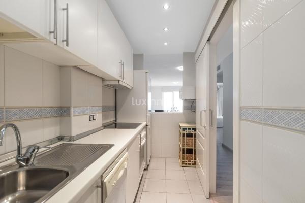 Venta de piso en Piso en Zona Sierra Helada, Benidorm, Benidorm
thumbnail 1