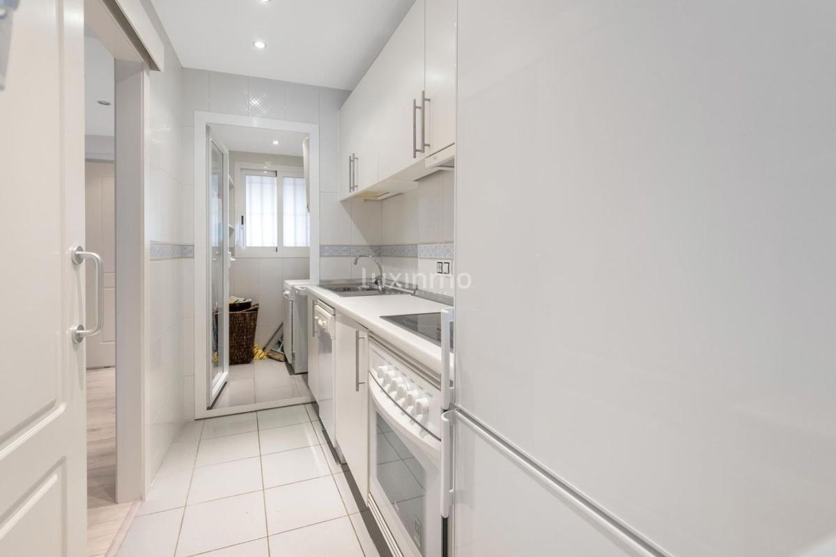 Venta de piso en Piso en Zona Sierra Helada, Benidorm, Benidorm
 photo 3