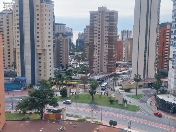 Sprzedaż mieszkania w Piso en Calle Islandia, 24, Pueblo Levante, Benidorm, Benidorm
 photo 1