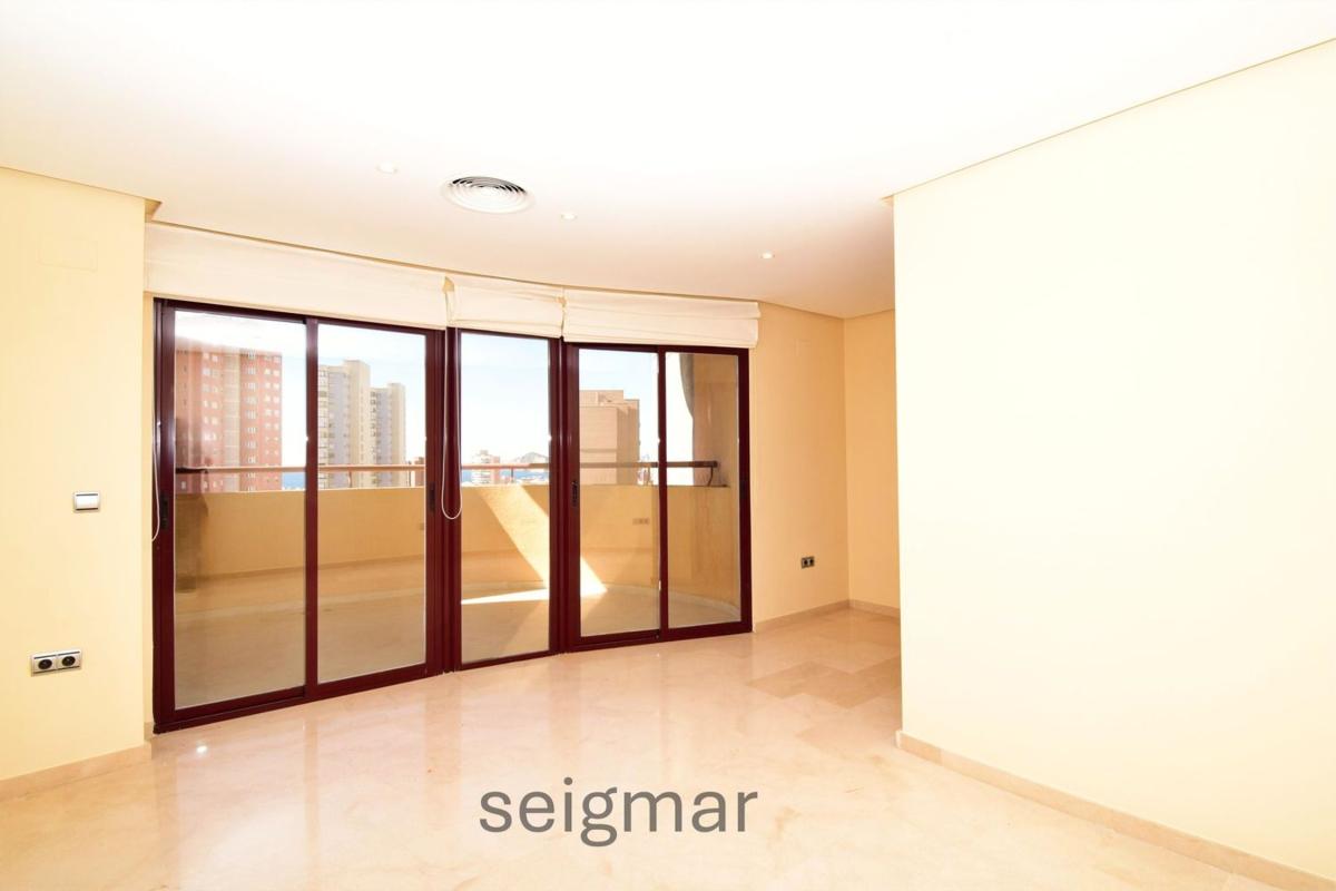Продажа квартиры на Piso en Avenida del Municipi, Pueblo Levante, Benidorm, Бенидорм
photo 3