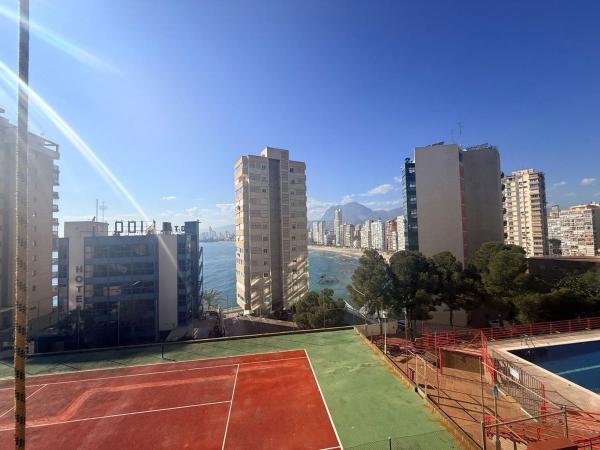 Venta de piso en Piso en Calle Alcalde Manuel Catalán Chana, Zona Sierra Helada, Benidorm, Benidorm
thumbnail 1